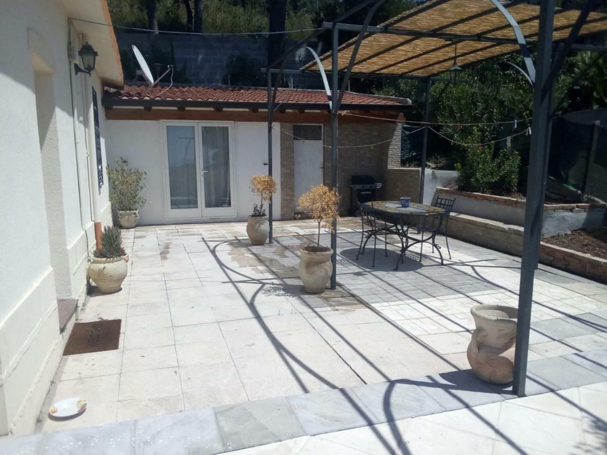 Incantevole villa con vista mozzafiato Cefalù Esterno foto