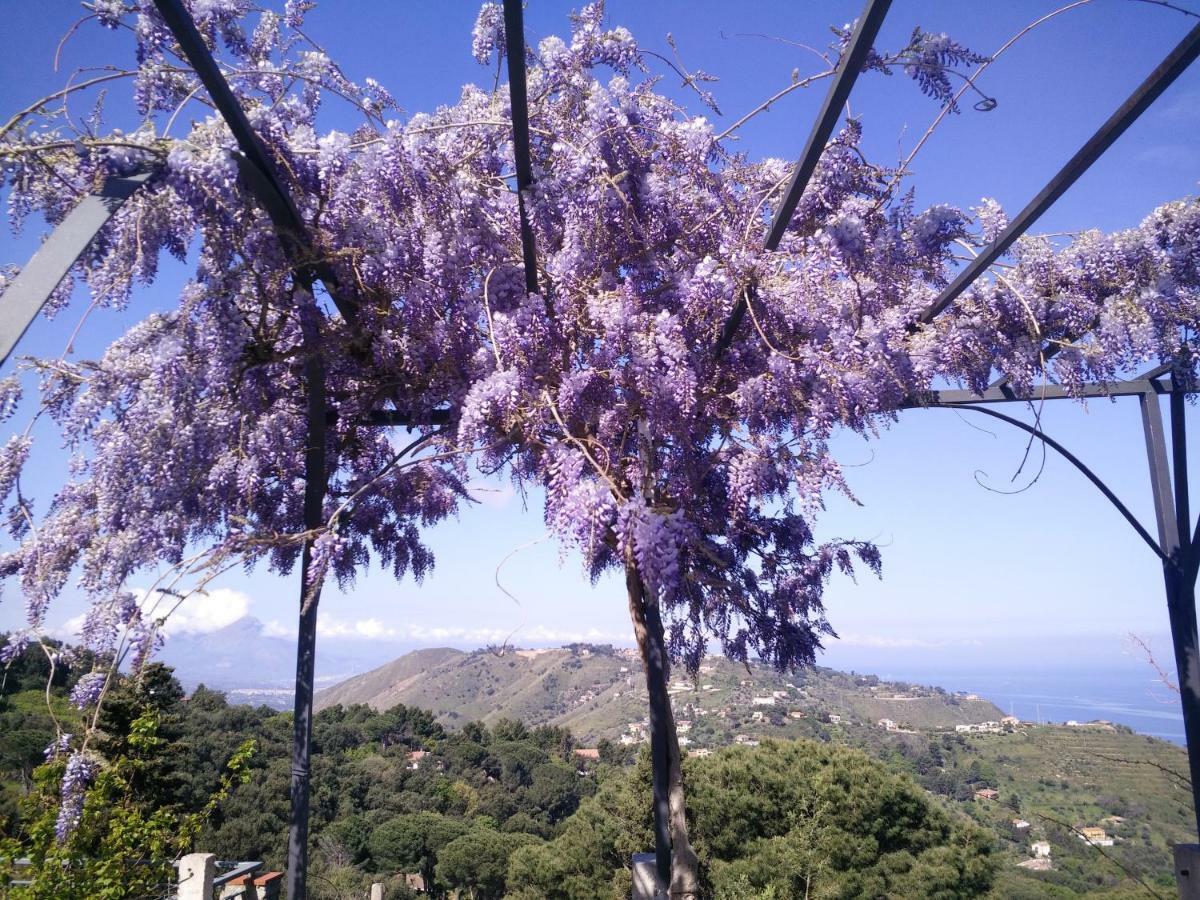 Incantevole villa con vista mozzafiato Cefalù Esterno foto